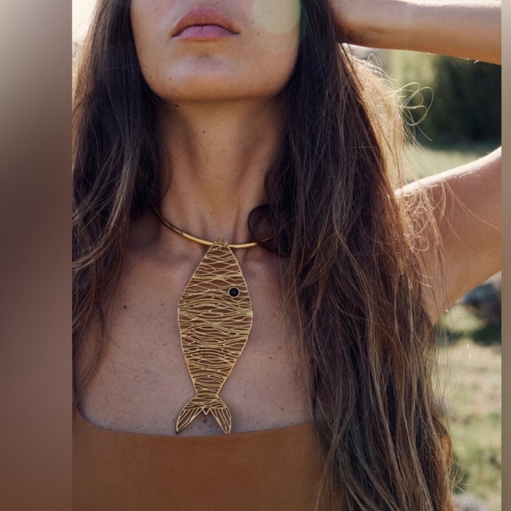 New Zara Fish Choker Necklace - Picture 5 of 15